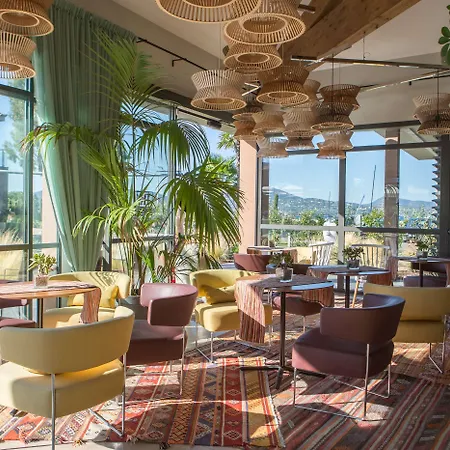 Kube Saint-tropez Hotel 5*