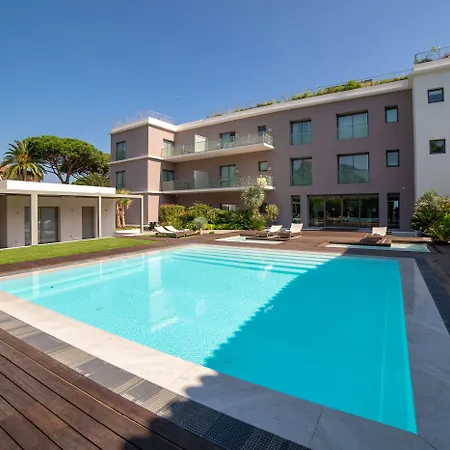 Otel Kube Saint-tropez